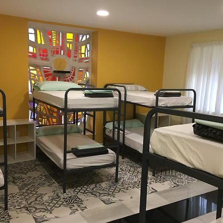 Albergue Internacional De Льянес Экстерьер фото