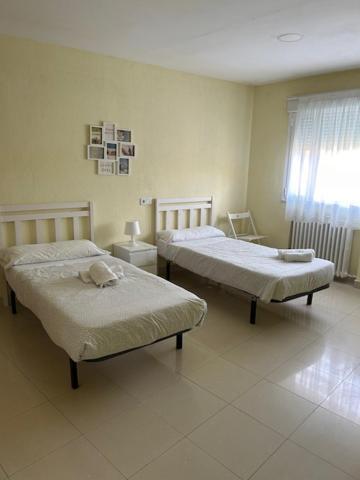 Albergue Internacional De Льянес Экстерьер фото